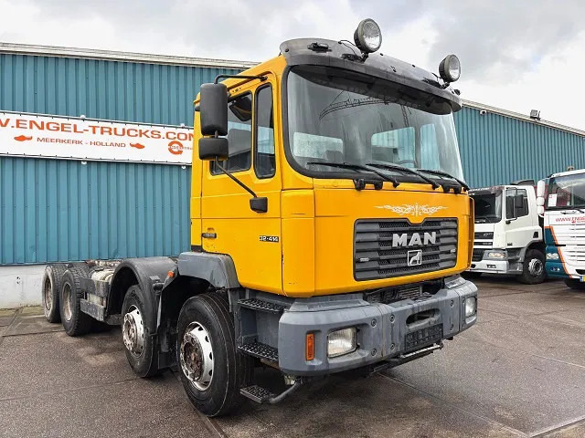MAN 35.414 VF-TM 8x4 FULL STEEL CHASSIS (6-CILINDER HEADS / ZF16 MANUAL GEARBOX / FULL STEEL SUSPENSION / REDUCTION AXLES) - Chassi lastbil: bild 2 MAN 35.414 VF-TM 8x4 FULL STEEL CHASSIS (6-CILINDER HEADS / ZF16 MANUAL GEARBOX / FULL STEEL SUSPENSION / REDUCTION AXLES) - Chassi lastbil: bild 2