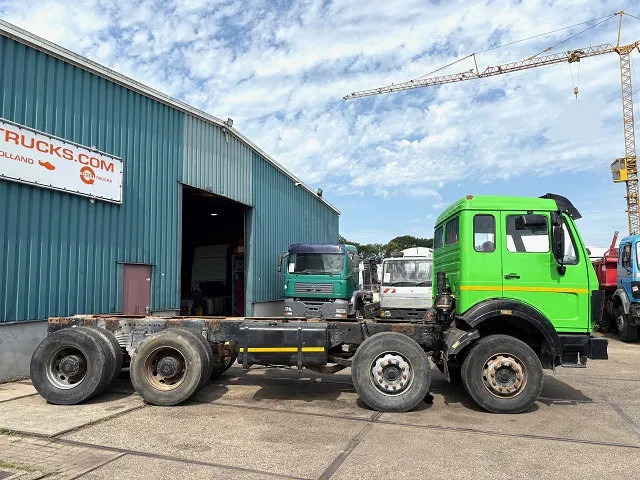 Mercedes-Benz SK 3335K 8x4 FULL STEEL CHASSIS (ZF16 MANUAL GEARBOX / RETARDER / FULL STEEL SUSPENSION / REDUCTION AXLES) - Chassi lastbil: bild 4 Mercedes-Benz SK 3335K 8x4 FULL STEEL CHASSIS (ZF16 MANUAL GEARBOX / RETARDER / FULL STEEL SUSPENSION / REDUCTION AXLES) - Chassi lastbil: bild 4