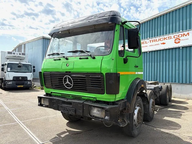 Mercedes-Benz SK 3335K 8x4 FULL STEEL CHASSIS (ZF16 MANUAL GEARBOX / RETARDER / FULL STEEL SUSPENSION / REDUCTION AXLES) - Chassi lastbil: bild 1 Mercedes-Benz SK 3335K 8x4 FULL STEEL CHASSIS (ZF16 MANUAL GEARBOX / RETARDER / FULL STEEL SUSPENSION / REDUCTION AXLES) - Chassi lastbil: bild 1