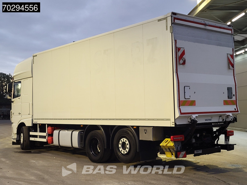 DAF XF 460 6X2 2000kg Ladebordwand Retarder Lift-Steering Axle Euro 6 - Lastbil med skåp: bild 2 DAF XF 460 6X2 2000kg Ladebordwand Retarder Lift-Steering Axle Euro 6 - Lastbil med skåp: bild 2