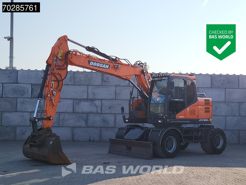 Doosan DX165W-5 DUTCH MACHINE - Grävmaskin på däck: bild 1 Doosan DX165W-5 DUTCH MACHINE - Grävmaskin på däck: bild 1