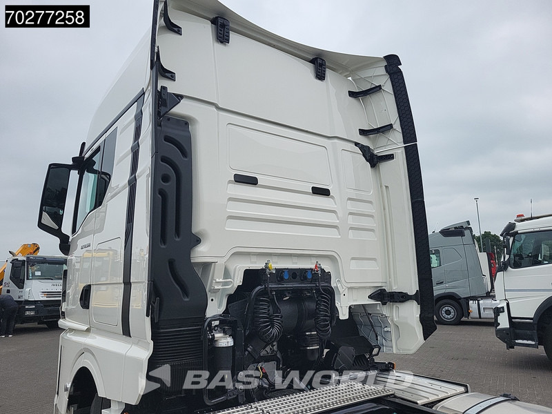 MAN TGX 18.520 4X2 NEW! GX Retarder 2x Tanks Standklima ACC - Dragbil: bild 3 MAN TGX 18.520 4X2 NEW! GX Retarder 2x Tanks Standklima ACC - Dragbil: bild 3