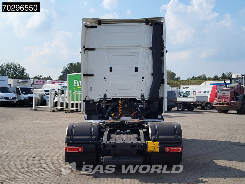 Mercedes-Benz Actros 1845 4X2 GigaSpace Mega Retarder 2x Tanks Standklima Xenon Euro 6 - Dragbil: bild 3 Mercedes-Benz Actros 1845 4X2 GigaSpace Mega Retarder 2x Tanks Standklima Xenon Euro 6 - Dragbil: bild 3
