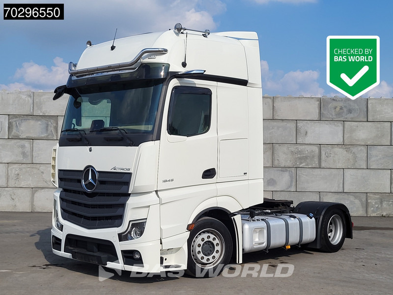 Mercedes-Benz Actros 1845 4X2 GigaSpace Mega Retarder 2x Tanks Standklima Xenon Euro 6 - Dragbil: bild 1 Mercedes-Benz Actros 1845 4X2 GigaSpace Mega Retarder 2x Tanks Standklima Xenon Euro 6 - Dragbil: bild 1