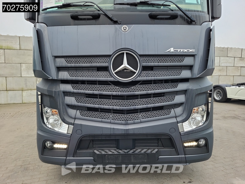 Dragbil Mercedes-Benz Actros 1851 4X2 BigSpace 2x Tanks: bild 14
