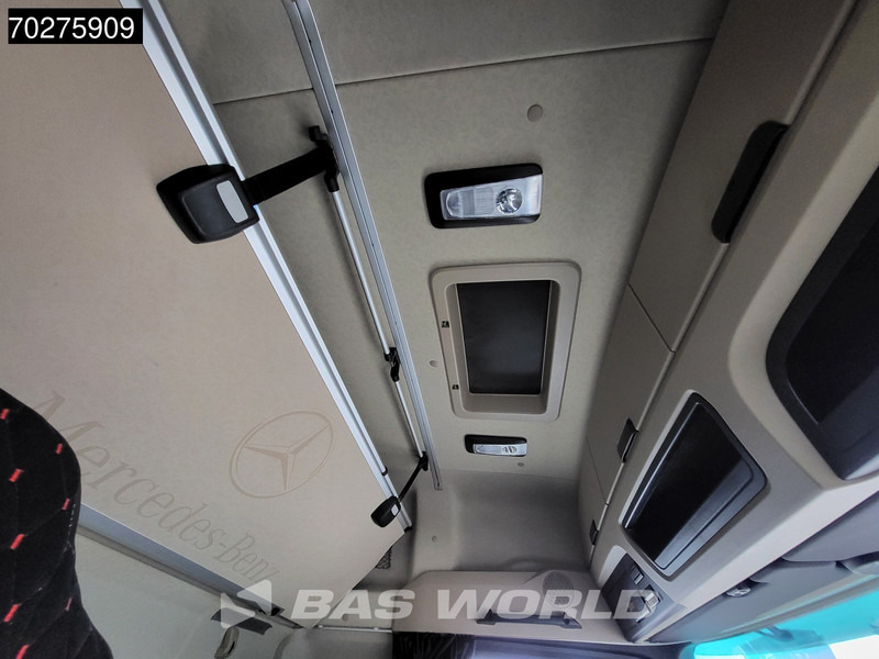 Dragbil Mercedes-Benz Actros 1851 4X2 BigSpace 2x Tanks: bild 20