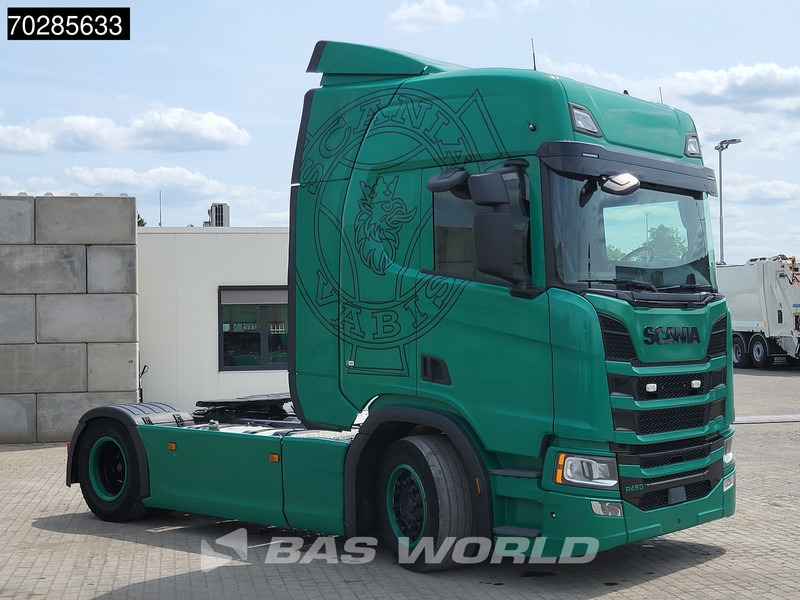 Scania R450 R 4X2 Special interior! Retarder 2x Tanks Standklima ACC Leather - Dragbil: bild 3 Scania R450 R 4X2 Special interior! Retarder 2x Tanks Standklima ACC Leather - Dragbil: bild 3
