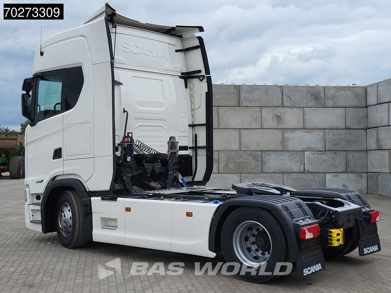 Scania S460 4X2 NEW! Retarder 2x Tanks ACC Navi Standklima - Dragbil: bild 2 Scania S460 4X2 NEW! Retarder 2x Tanks ACC Navi Standklima - Dragbil: bild 2