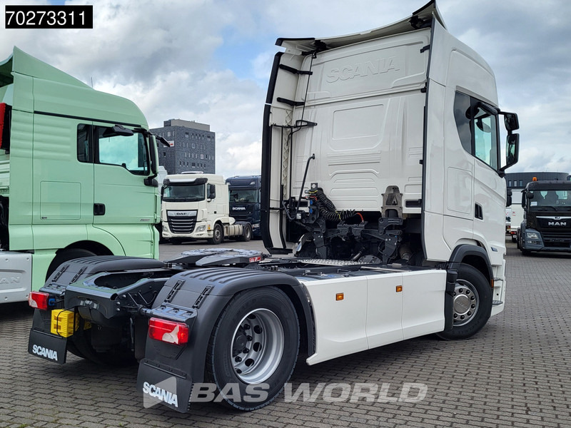 Scania S460 4X2 NEW! Retarder 2x Tanks ACC Navi Standklima - Dragbil: bild 3 Scania S460 4X2 NEW! Retarder 2x Tanks ACC Navi Standklima - Dragbil: bild 3