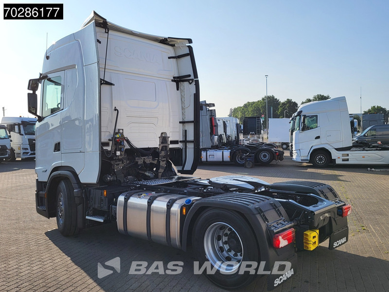 Scania S500 S 4X2 NEW! Retarder 2x Tanks Standklima ACC - Dragbil: bild 2 Scania S500 S 4X2 NEW! Retarder 2x Tanks Standklima ACC - Dragbil: bild 2