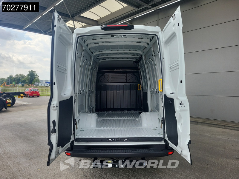Iveco Daily 35C21 3.0L 210PK Automaat L2H2 Dubbellucht 3.5t Trekhaak LED ACC Navi Airco Camera Parkeersensoren Euro6 L2H2 12m3 A/C Towbar - Skåpbil: bild 3 Iveco Daily 35C21 3.0L 210PK Automaat L2H2 Dubbellucht 3.5t Trekhaak LED ACC Navi Airco Camera Parkeersensoren Euro6 L2H2 12m3 A/C Towbar - Skåpbil: bild 3