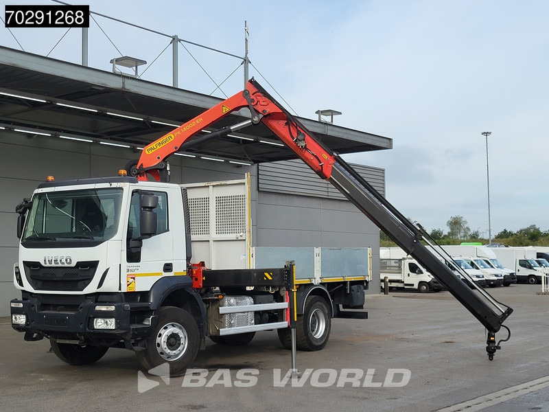 Iveco Trakker 310 4X2 Palfinger PK14002 EH Crane Kran Rotator Steelsuspension Big-Axle Manual Euro 6 - Flakbil, Kranbil: bild 5 Iveco Trakker 310 4X2 Palfinger PK14002 EH Crane Kran Rotator Steelsuspension Big-Axle Manual Euro 6 - Flakbil, Kranbil: bild 5