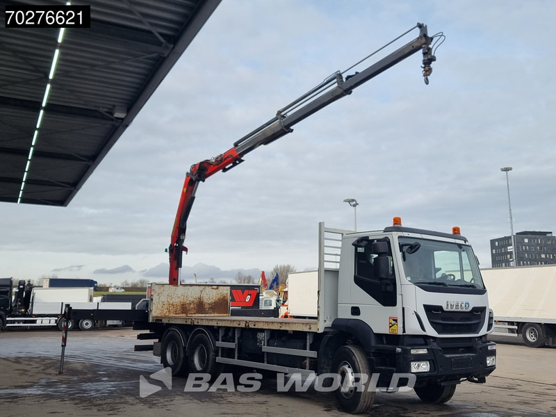 Iveco Trakker 360 6X4 Palfinger PK17.001 SLD Remote Steelsuspension Big-Axle - Flakbil, Kranbil: bild 3 Iveco Trakker 360 6X4 Palfinger PK17.001 SLD Remote Steelsuspension Big-Axle - Flakbil, Kranbil: bild 3