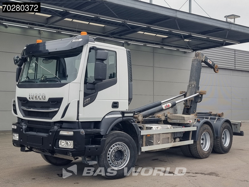 Iveco X-Way 460 6X4 20 Tons HYVA Hook Navi Euro 6 - Lastväxlare lastbil: bild 3 Iveco X-Way 460 6X4 20 Tons HYVA Hook Navi Euro 6 - Lastväxlare lastbil: bild 3