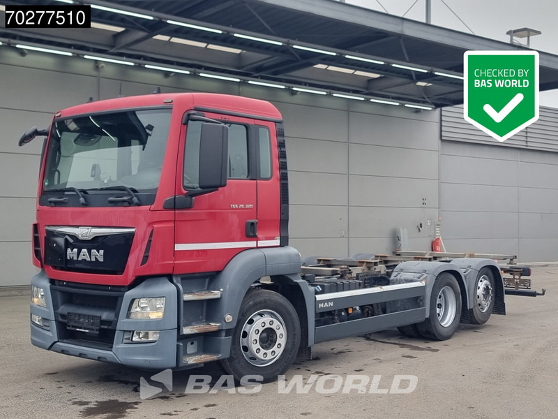 MAN TGS 26.320 6X2 BDF ADR Lift+lenkasche Automatic Euro 6 - Containerbil/ Växelflak lastbil: bild 1 MAN TGS 26.320 6X2 BDF ADR Lift+lenkasche Automatic Euro 6 - Containerbil/ Växelflak lastbil: bild 1