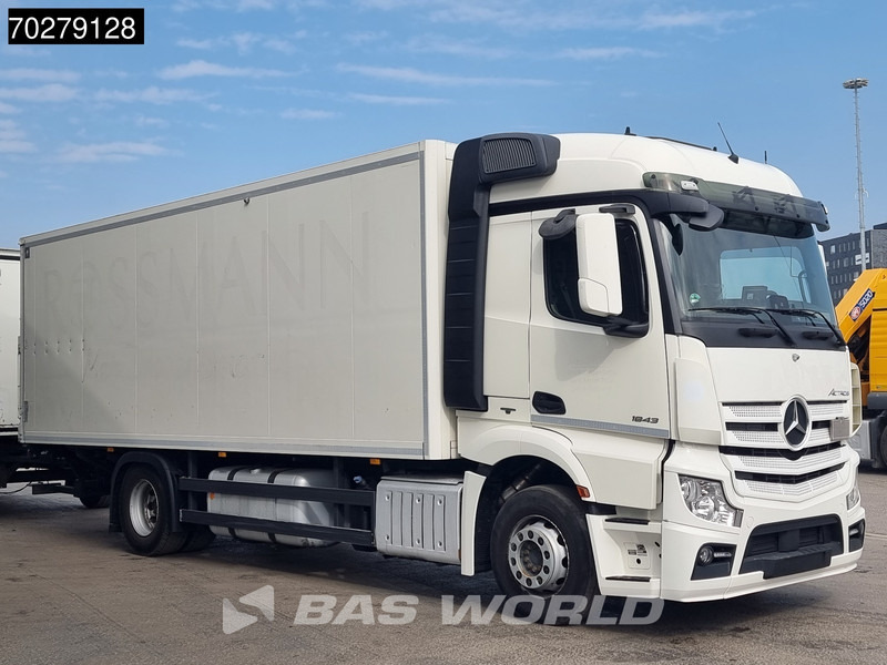 Mercedes-Benz Actros 1843 4X2 18tonner Automatic Ladebordwand Retarder Navi Euro 6 - Lastbil med skåp: bild 3 Mercedes-Benz Actros 1843 4X2 18tonner Automatic Ladebordwand Retarder Navi Euro 6 - Lastbil med skåp: bild 3