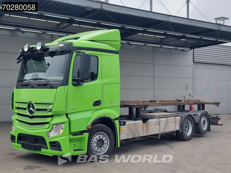 Mercedes-Benz Actros 2545 6X2 Hydraulic Liftable BDF system Lift+steering axle ADR Euro 6 - Containerbil/ Växelflak lastbil: bild 5 Mercedes-Benz Actros 2545 6X2 Hydraulic Liftable BDF system Lift+steering axle ADR Euro 6 - Containerbil/ Växelflak lastbil: bild 5