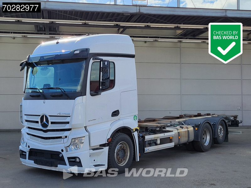 Mercedes-Benz Actros 2548 Actros 6X2 BROKEN ENGINE Lift-Axle Xenon Automatic Euro 6 - Containerbil/ Växelflak lastbil: bild 1 Mercedes-Benz Actros 2548 Actros 6X2 BROKEN ENGINE Lift-Axle Xenon Automatic Euro 6 - Containerbil/ Växelflak lastbil: bild 1