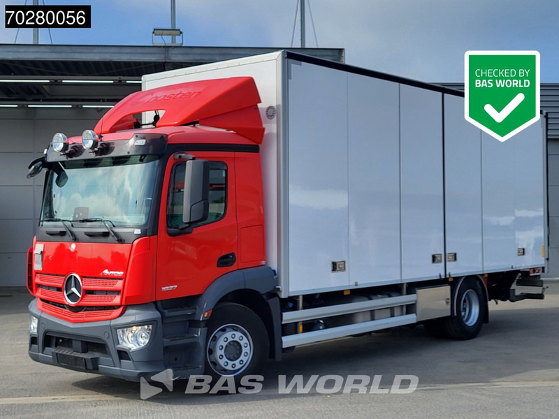 Mercedes-Benz Antos 1827 4X2 19tonner 2000kg Ladebordwand Automatic Euro 6 - Lastbil med skåp: bild 1 Mercedes-Benz Antos 1827 4X2 19tonner 2000kg Ladebordwand Automatic Euro 6 - Lastbil med skåp: bild 1