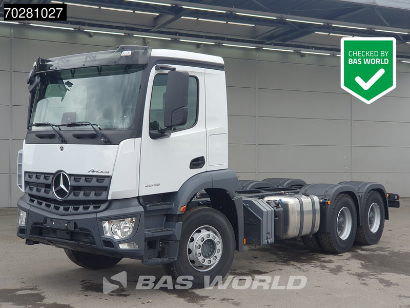 Mercedes-Benz Arocs 2636 6X4 NEW chassis Flywheel PTO Big-Axle Automatic Steelsuspension Euro 6 - Chassi lastbil: bild 1 Mercedes-Benz Arocs 2636 6X4 NEW chassis Flywheel PTO Big-Axle Automatic Steelsuspension Euro 6 - Chassi lastbil: bild 1