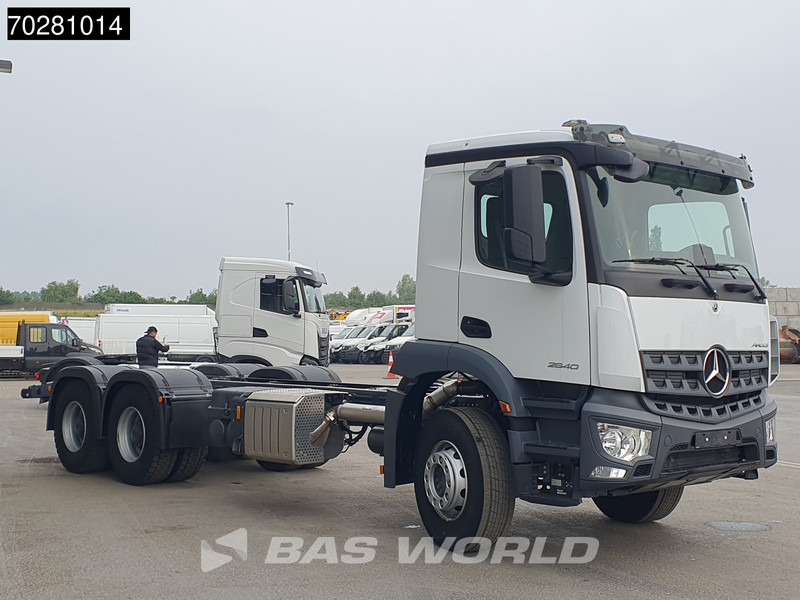Mercedes-Benz Arocs 2640 6X4 NEW Chassis Big-Axle Automatic Euro 6 - Chassi lastbil: bild 3 Mercedes-Benz Arocs 2640 6X4 NEW Chassis Big-Axle Automatic Euro 6 - Chassi lastbil: bild 3