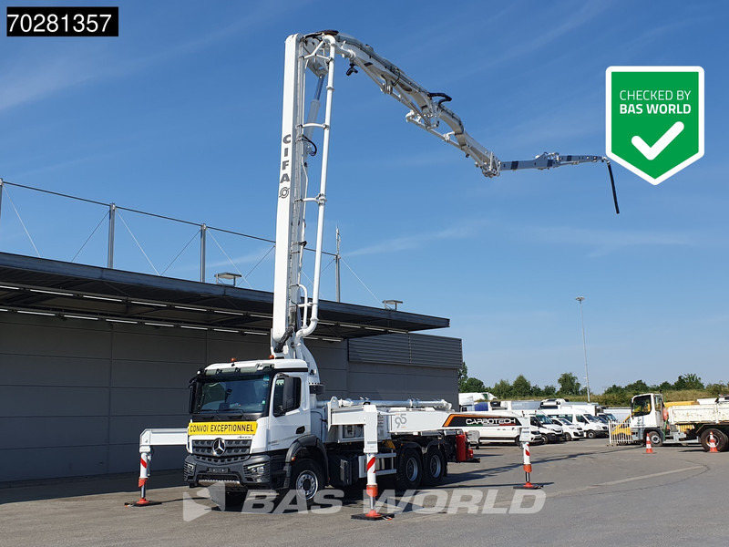 Mercedes-Benz Arocs 3343 6X4 CIFA K40H Carbotech Pump 5 arm Big-Axle Navi Euro 6 - Betongpump: bild 1 Mercedes-Benz Arocs 3343 6X4 CIFA K40H Carbotech Pump 5 arm Big-Axle Navi Euro 6 - Betongpump: bild 1