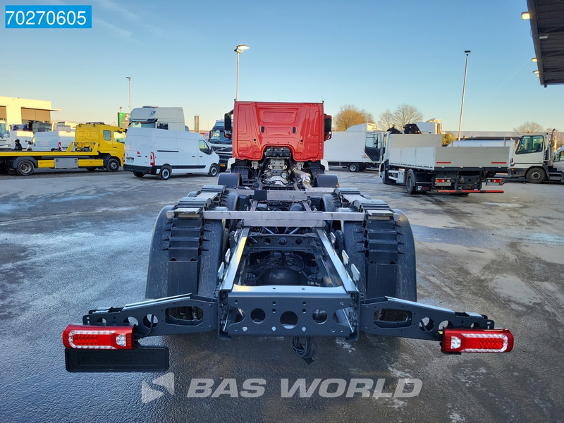 Mercedes-Benz Arocs 4843 8X4 NEW chassis RHD! Steel suspension Automatic Euro 6 - Chassi lastbil: bild 3 Mercedes-Benz Arocs 4843 8X4 NEW chassis RHD! Steel suspension Automatic Euro 6 - Chassi lastbil: bild 3