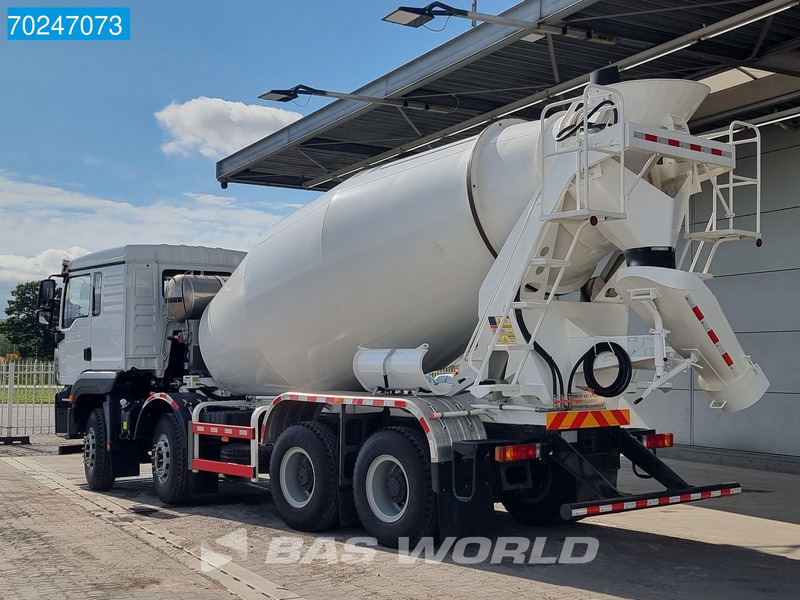 SHACMAN M3000 S 8X4 8m3 Liebherr mixer Manual Big-Axle Steelsuspension - Betongbil: bild 2 SHACMAN M3000 S 8X4 8m3 Liebherr mixer Manual Big-Axle Steelsuspension - Betongbil: bild 2