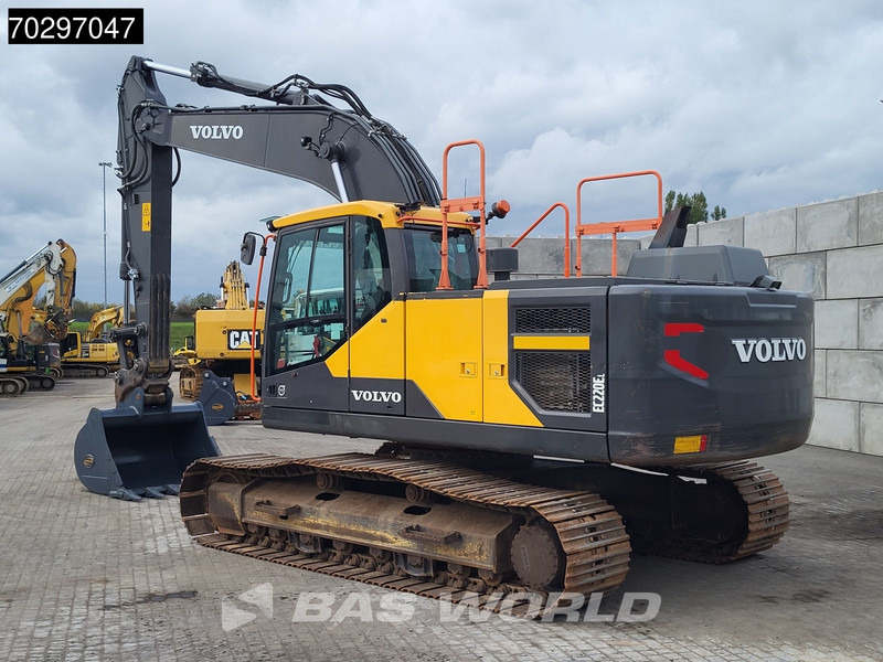 Volvo EC220 E L - Bandgrävare: bild 2 Volvo EC220 E L - Bandgrävare: bild 2