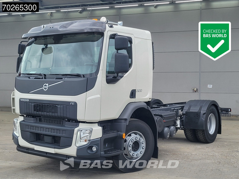 Volvo FE 320 4X2 NEW 18t chassis PTO Preparation Automatic Euro 6 - Chassi lastbil: bild 1 Volvo FE 320 4X2 NEW 18t chassis PTO Preparation Automatic Euro 6 - Chassi lastbil: bild 1