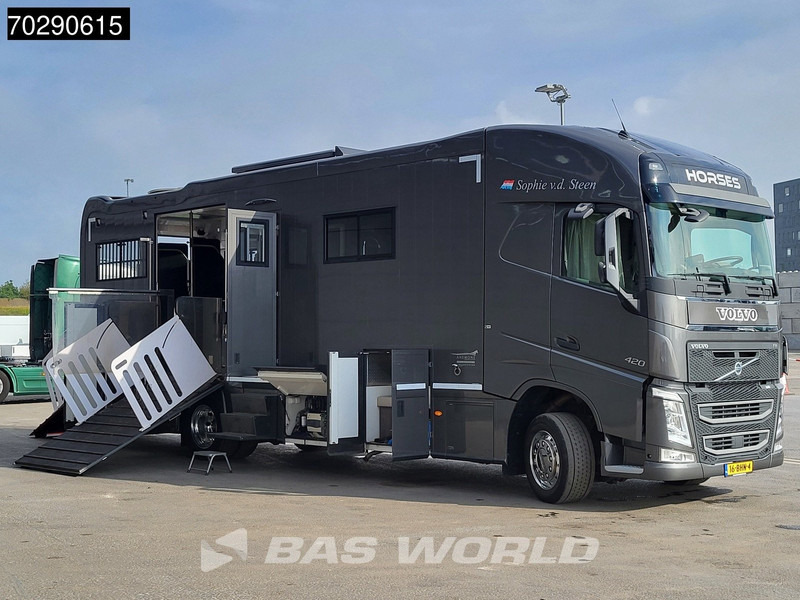 Volvo FH 420 FH 4X2 NL-Truck STX Horse truck + Living 4 Horses Navi ACC Euro 6 - Hästbuss: bild 3 Volvo FH 420 FH 4X2 NL-Truck STX Horse truck + Living 4 Horses Navi ACC Euro 6 - Hästbuss: bild 3
