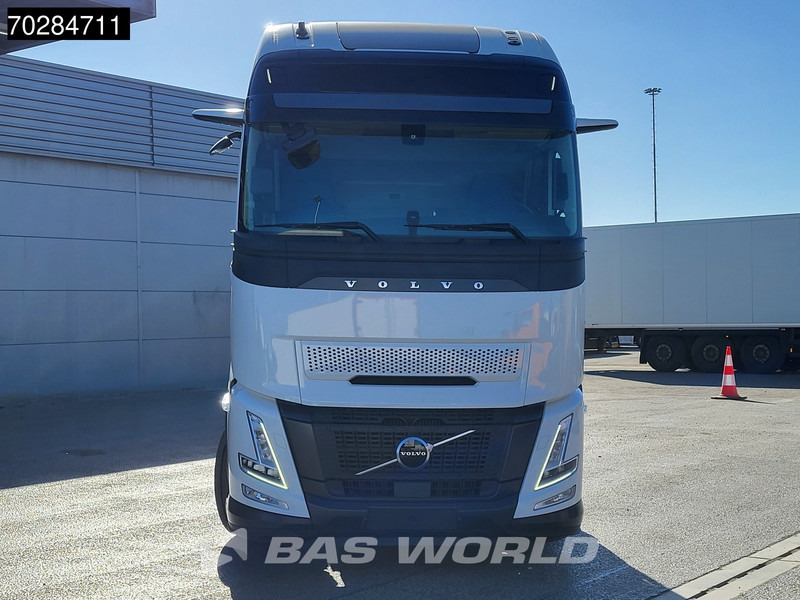 Volvo FH 62 R AERO 6X2 NEW Horsetruck chassis Lift+Lenkachse Dynamic Steering Mirror cam Euro 6 - Chassi lastbil: bild 5 Volvo FH 62 R AERO 6X2 NEW Horsetruck chassis Lift+Lenkachse Dynamic Steering Mirror cam Euro 6 - Chassi lastbil: bild 5