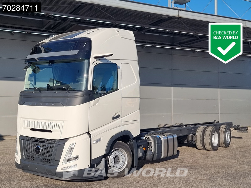 Volvo FH 62 R AERO 6X2 NEW Horsetruck chassis Lift+Lenkachse Dynamic Steering Mirror cam Euro 6 - Chassi lastbil: bild 1 Volvo FH 62 R AERO 6X2 NEW Horsetruck chassis Lift+Lenkachse Dynamic Steering Mirror cam Euro 6 - Chassi lastbil: bild 1