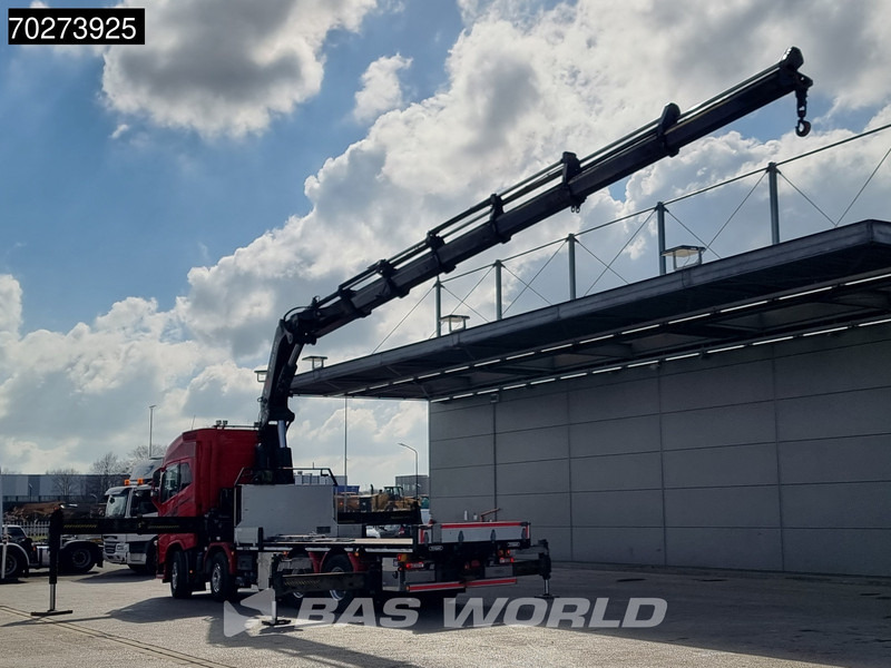 Volvo FH16 650 8X4 Hiab X-HIPRO 1058EP-6 Kran Crane ADR Lift+Lenkachse Euro 6 - Flakbil, Kranbil: bild 3 Volvo FH16 650 8X4 Hiab X-HIPRO 1058EP-6 Kran Crane ADR Lift+Lenkachse Euro 6 - Flakbil, Kranbil: bild 3