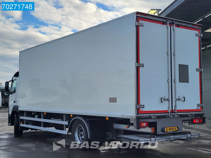Volvo FM 330 4X2 NL-Truck Carrier Supra 850 Silent Ladebordwand Euro 6 - Kylbil lastbil: bild 2 Volvo FM 330 4X2 NL-Truck Carrier Supra 850 Silent Ladebordwand Euro 6 - Kylbil lastbil: bild 2
