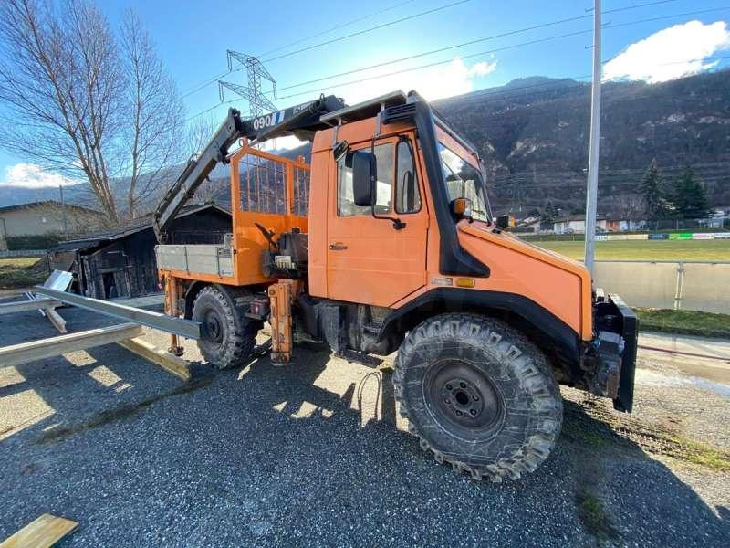 Mercedes UNIMOG U 140 MACHINE SUISSE - Tippbil lastbil: bild 1 Mercedes UNIMOG U 140 MACHINE SUISSE - Tippbil lastbil: bild 1