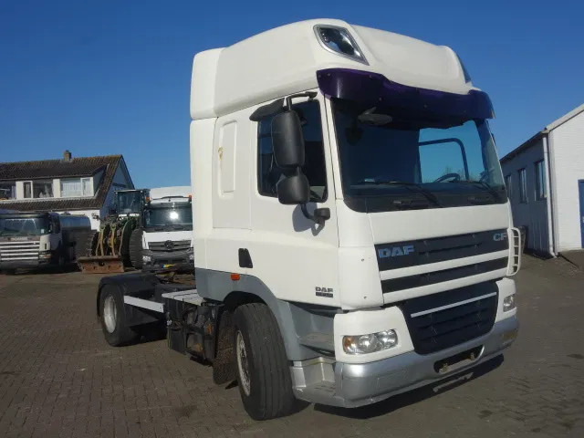 DAF CF 410 - Dragbil: bild 2 DAF CF 410 - Dragbil: bild 2