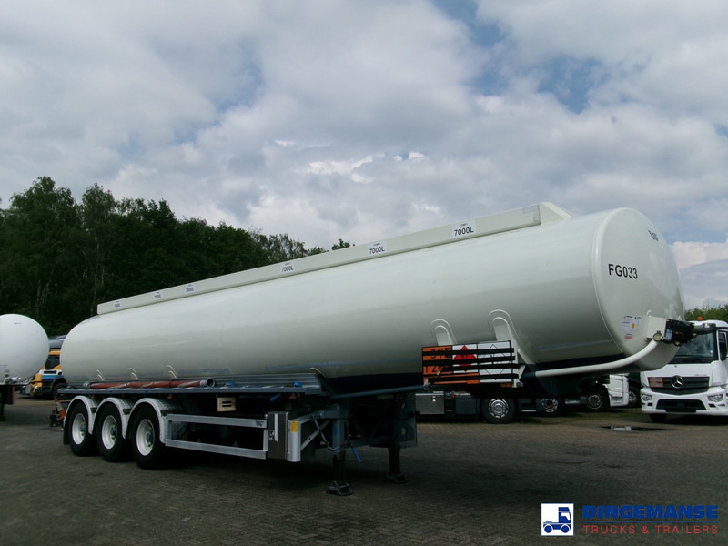 LAG Fuel tank alu 44.5 m3 / 6 + pump - Tanktrailer: bild 2 LAG Fuel tank alu 44.5 m3 / 6 + pump - Tanktrailer: bild 2