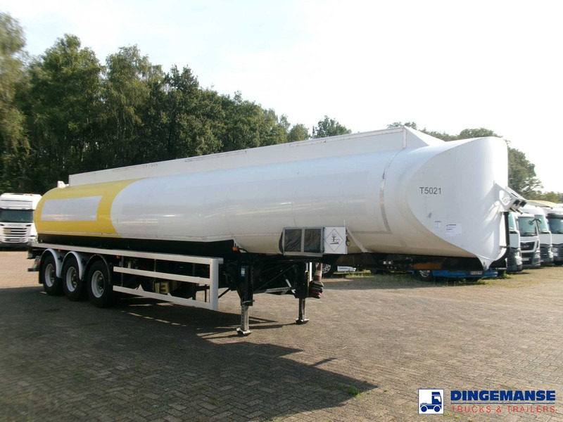 Lakeland Fuel tank alu 43 m3 / 6 comp - Tanktrailer: bild 2 Lakeland Fuel tank alu 43 m3 / 6 comp - Tanktrailer: bild 2