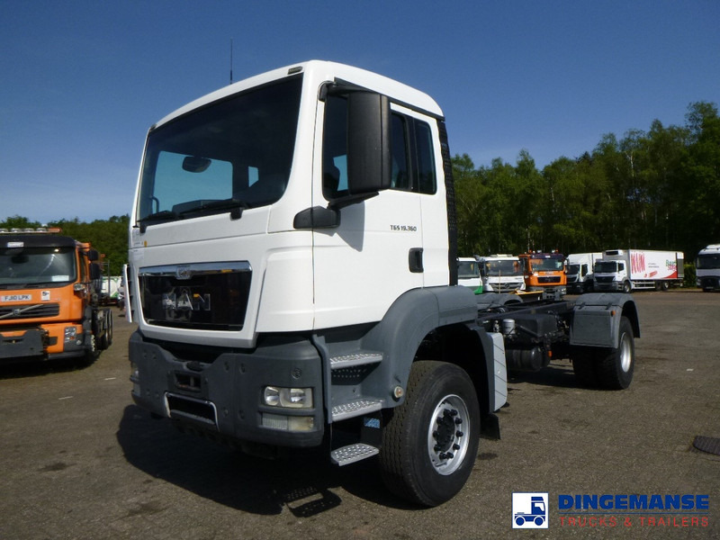 MAN TGS 19.360 4X2 BBS manual Euro 2 chassis + PTO - Chassi lastbil: bild 1 MAN TGS 19.360 4X2 BBS manual Euro 2 chassis + PTO - Chassi lastbil: bild 1
