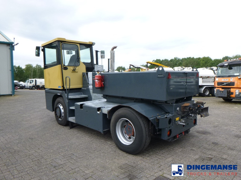 MOL RM 255 4X4 terminal drawbar tractor 150 ton - Terminaltraktor: bild 3 MOL RM 255 4X4 terminal drawbar tractor 150 ton - Terminaltraktor: bild 3