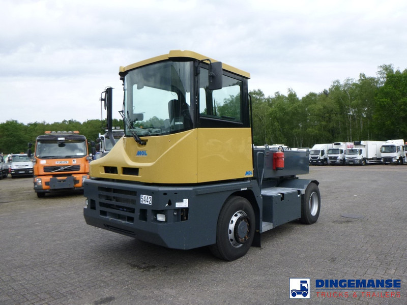 MOL RM 255 4X4 terminal drawbar tractor 150 ton - Terminaltraktor: bild 1 MOL RM 255 4X4 terminal drawbar tractor 150 ton - Terminaltraktor: bild 1