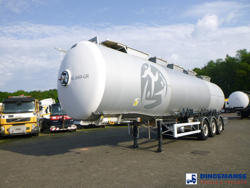 Magyar Chemical tank inox L4BH 44.5 m3 / 3 comp - Tanktrailer: bild 1 Magyar Chemical tank inox L4BH 44.5 m3 / 3 comp - Tanktrailer: bild 1