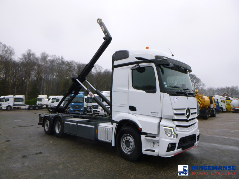 Mercedes-Benz Actros 2843 6x2 Hyva container hook 20t - Lastväxlare lastbil: bild 2 Mercedes-Benz Actros 2843 6x2 Hyva container hook 20t - Lastväxlare lastbil: bild 2