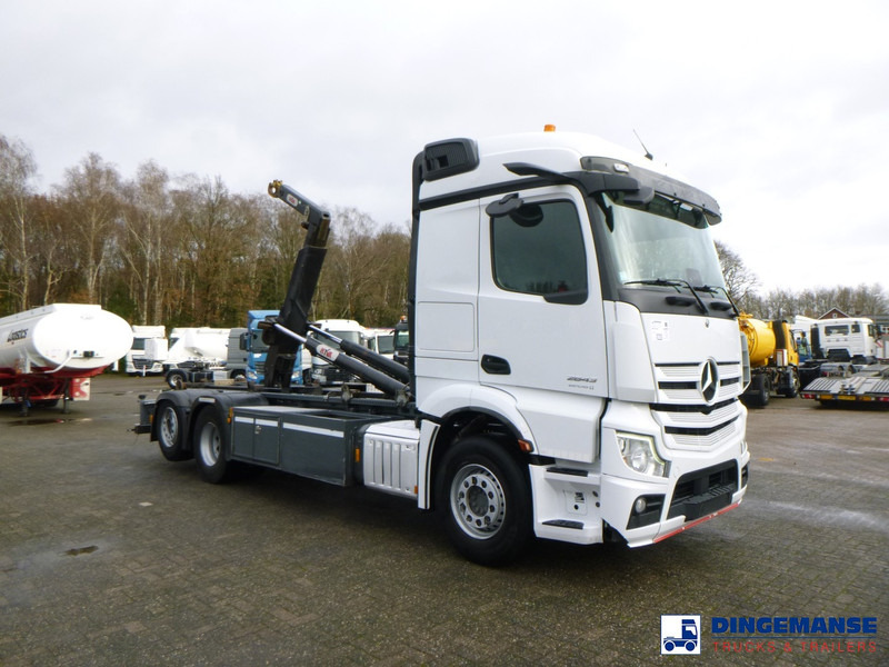 Mercedes-Benz Actros 2843 6x2 Hyva container hook 20t - Lastväxlare lastbil: bild 2 Mercedes-Benz Actros 2843 6x2 Hyva container hook 20t - Lastväxlare lastbil: bild 2