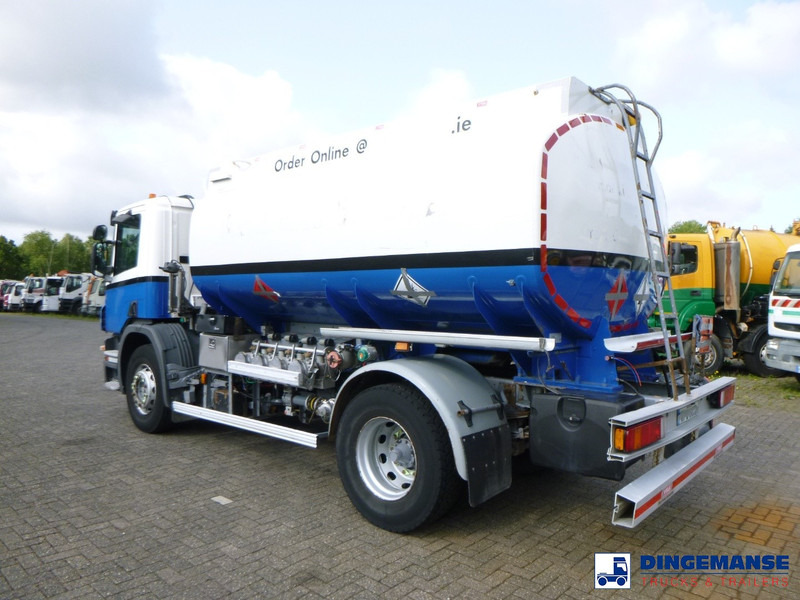 Scania P 230 DB 4x2 RHD fuel tank 12.4 m3 / 4 comp - Tankbil: bild 3 Scania P 230 DB 4x2 RHD fuel tank 12.4 m3 / 4 comp - Tankbil: bild 3