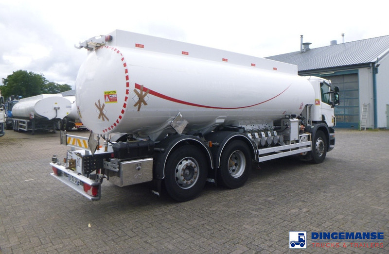 Scania P 320 DB 6X2 fuel tank 18.8 m3 / 5 comp - Tankbil: bild 4 Scania P 320 DB 6X2 fuel tank 18.8 m3 / 5 comp - Tankbil: bild 4