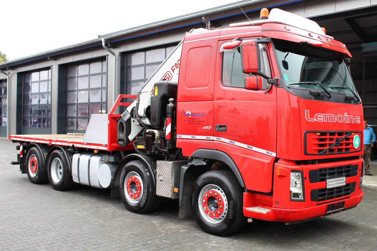 Volvo 480 8x2 Pritsche + FASSI F800XP Kran 6x - Flakbil, Kranbil: bild 1 Volvo 480 8x2 Pritsche + FASSI F800XP Kran 6x - Flakbil, Kranbil: bild 1