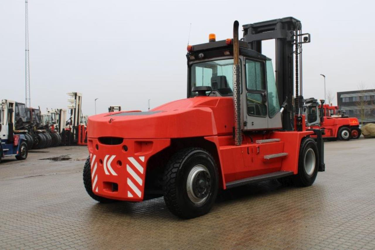 Kalmar DCE160-12 - Dieseltruck: bild 2 Kalmar DCE160-12 - Dieseltruck: bild 2