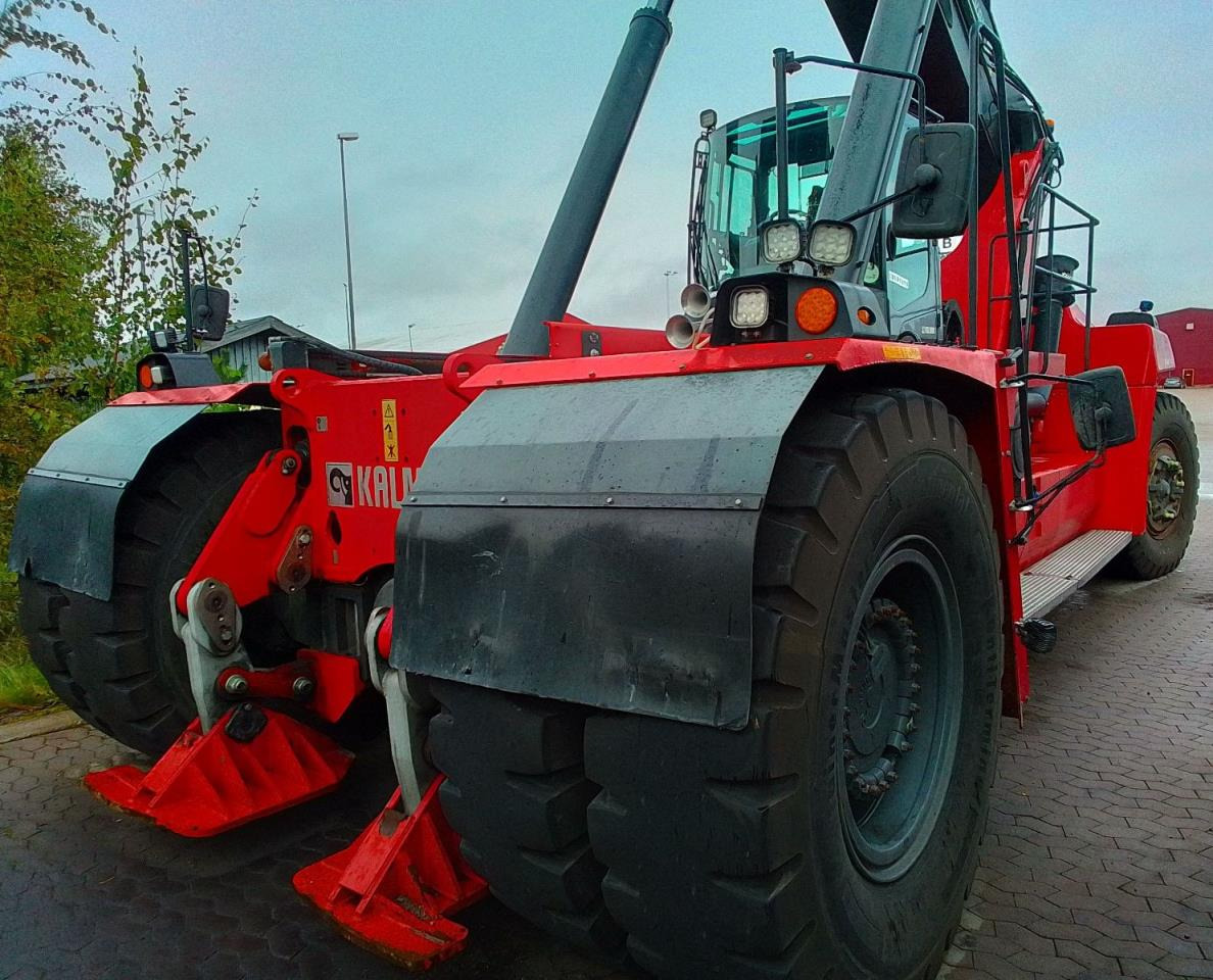Kalmar DRG450-75C5XS - Reachstacker: bild 2 Kalmar DRG450-75C5XS - Reachstacker: bild 2